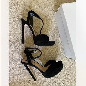 Sexy Steve Madden high heels